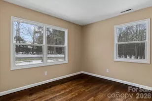 1090 Shalimar Dr, Winston Salem, NC 27107 - Photo 19