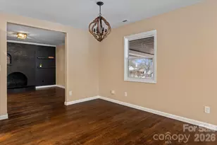 1090 Shalimar Dr, Winston Salem, NC 27107 - Photo 11