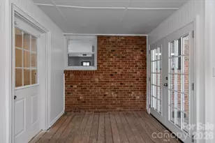 1090 Shalimar Dr, Winston Salem, NC 27107 - Photo 25