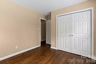 1090 Shalimar Dr, Winston Salem, NC 27107 - Photo 19