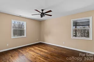 1090 Shalimar Dr, Winston Salem, NC 27107 - Photo 17