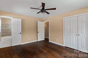 1090 Shalimar Dr, Winston Salem, NC 27107 - Photo 15