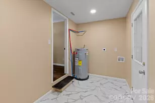 1090 Shalimar Dr, Winston Salem, NC 27107 - Photo 25