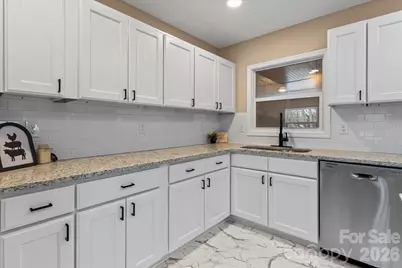 1090 Shalimar Drive, Winston Salem, NC 27107 - Photo 5