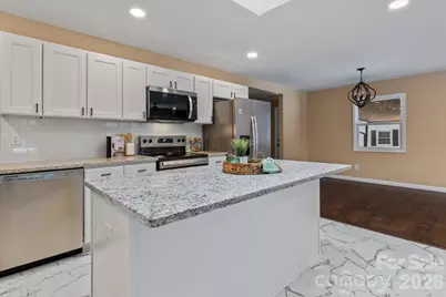 1090 Shalimar Drive, Winston Salem, NC 27107 - Photo 3