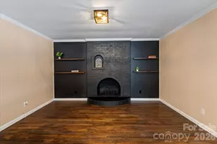 1090 Shalimar Dr, Winston Salem, NC 27107 - Photo 15