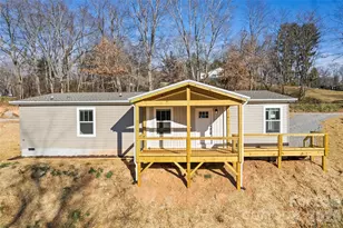 77 Geiranger Dr, Clyde, NC 28721 - Photo 1