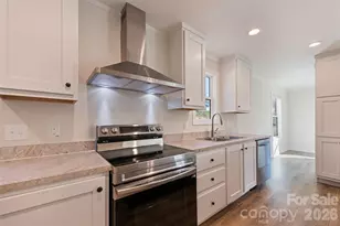 77 Geiranger Dr, Clyde, NC 28721 - Photo 9