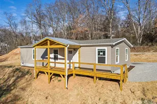 77 Geiranger Dr, Clyde, NC 28721 - Photo 3