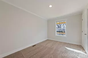 77 Geiranger Dr, Clyde, NC 28721 - Photo 17