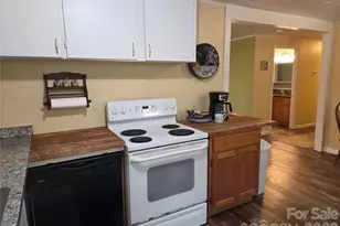 61 Huffman Rd, Asheville, NC 28806 - Photo 7