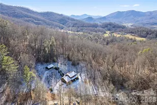 270 Admiration Ct, Waynesville, NC 28785 - Photo 3