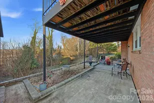 6719 Lakeview Terrace, Hickory, NC 28601 - Photo 7