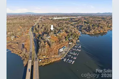 6719 Lakeview Terrace, Hickory, NC 28601 - Photo 3