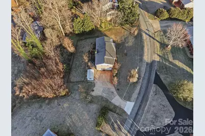 6719 Lakeview Terrace, Hickory, NC 28601 - Photo 15