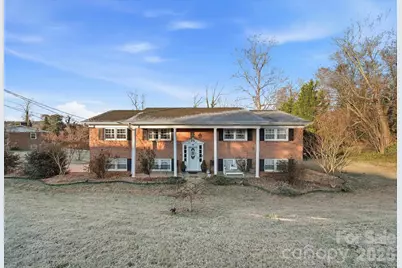 6719 Lakeview Terrace, Hickory, NC 28601 - Photo 5