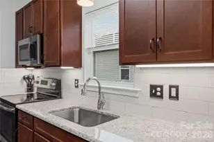 290 Tipperary Ln, Winston Salem, NC 27104 - Photo 9