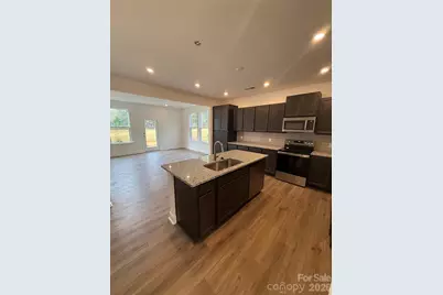 2221 Gladwyne Place, Charlotte, NC 28269 - Photo 5