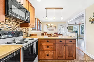 104 Campground Rd, Hendersonville, NC 28791 - Photo 9