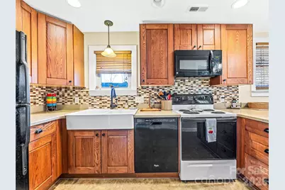 104 Campground Road, Hendersonville, NC 28791 - Photo 7