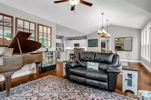 26 Balsam High Rd, Biltmore Lake, NC 28715 - Photo 5