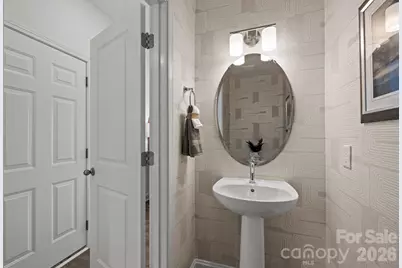 2222 Gladwyne Place, Charlotte, NC 28269 - Photo 13