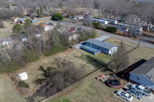 1737 Bush Dr, Conover, NC 28613 - Photo 21