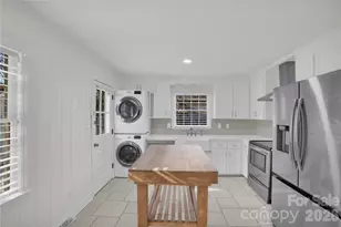 1434 Edgewater Dr, Charlotte, NC 28210 - Photo 17