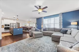 11516 Glowing Star Dr, Charlotte, NC 28215 - Photo 9