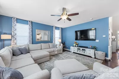 11516 Glowing Star Drive, Charlotte, NC 28215 - Photo 7