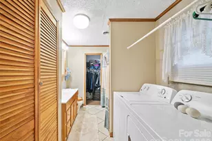 1280 Hamburg Rd, Bakersville, NC 28705 - Photo 17