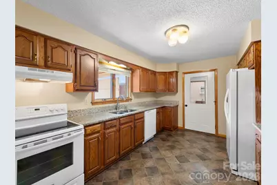 1287 Charlotte Highway, Fairview, NC 28730 - Photo 9