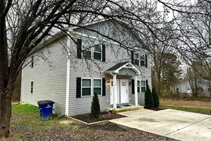 110 Carpenter St, Lincolnton, NC 28092 - Photo 3