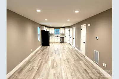 110 Carpenter Street, Lincolnton, NC 28092 - Photo 9