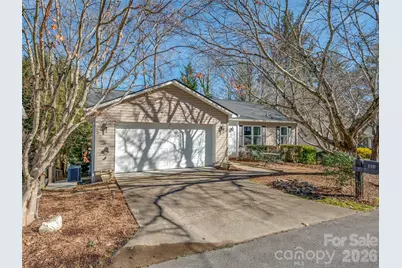 869 Sandburg Terrace, Hendersonville, NC 28791 - Photo 3