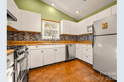 869 Sandburg Terrace, Hendersonville, NC 28791 - Photo 13