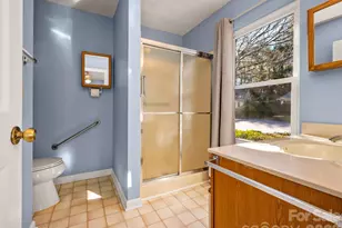 869 Sandburg Ter, Hendersonville, NC 28791 - Photo 17