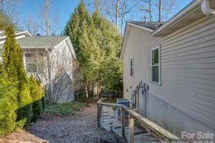 869 Sandburg Ter, Hendersonville, NC 28791 - Photo 25