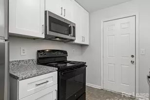 2611 Holton Ave, Charlotte, NC 28208 - Photo 7