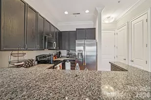 2952 Selwyn Ave, Charlotte, NC 28209 - Photo 13