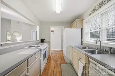 423 19th Avenue Court NE #9, Hickory, NC 28601 - Photo 21