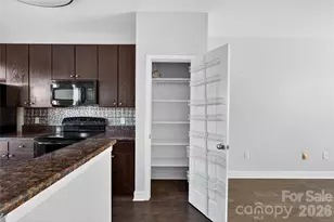 841 Seigle Point Dr, Charlotte, NC 28204 - Photo 13