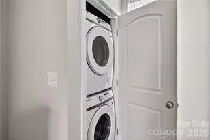 841 Seigle Point Dr, Charlotte, NC 28204 - Photo 27