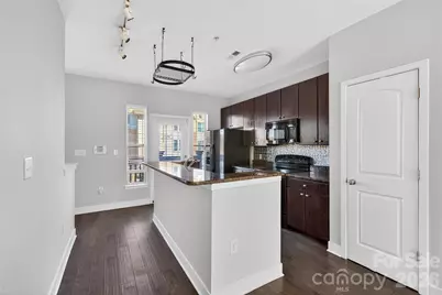 841 Seigle Point Drive, Charlotte, NC 28204 - Photo 11