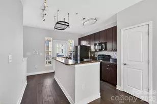 841 Seigle Point Dr, Charlotte, NC 28204 - Photo 11