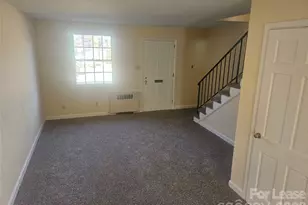 252 5th Ave NE, Hickory, NC 28601 - Photo 9