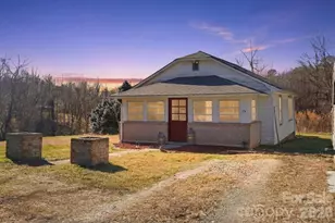 174 Shumate Ln, North Wilkesboro, NC 28659 - Photo 5