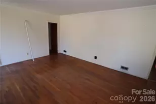 5000 Jackson Dr, Charlotte, NC 28269 - Photo 5