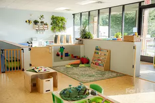 4 S Tunnel Rd, Asheville, NC 28805 - Photo 1