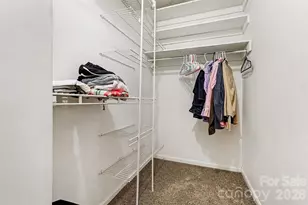 6102 Honeysuckle Ln, Charlotte, NC 28212 - Photo 11